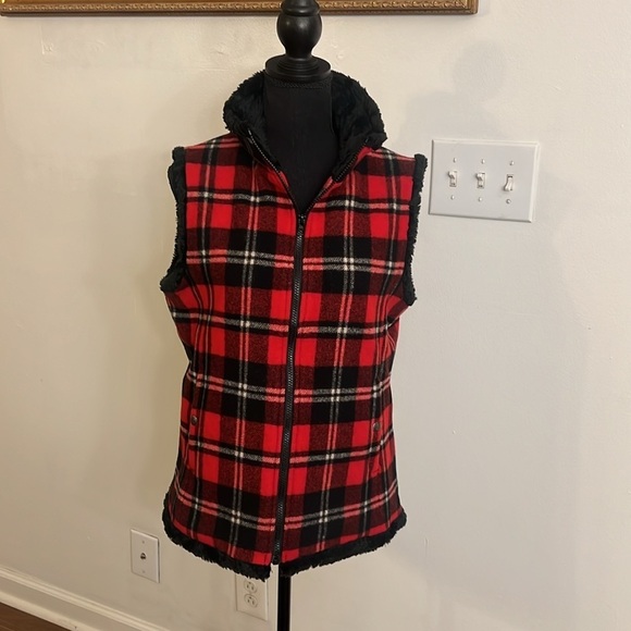 Woolrich Women’s Zip Up Faux Fur Lined Wool Vest, Sz. Medium - Picture 10 of 11